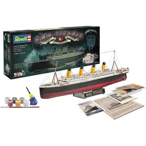 Geschenkset Modell 100 Jahre titanic Revell