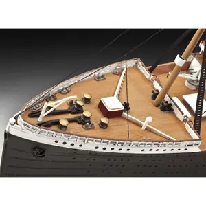 Geschenkset Modell 100 Jahre titanic Revell image-3