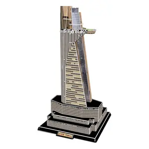 Puzzle Revell Marvel: The Infinity Saga 3D Avengers: Stark Tower image-0