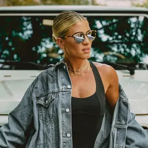 Lunettes de soleil femme Revo Nolita image-3