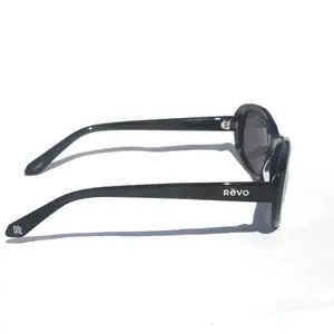 Lunettes de soleil femme Revo Emma image-3