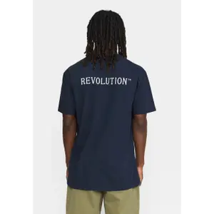 T-Shirt Revolution image-2