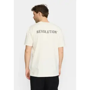 T-Shirt Revolution image-2