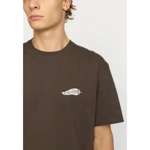 T-Shirt Revolution Application image-3