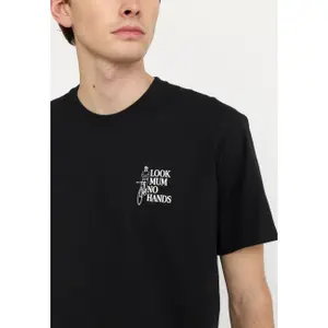 T-Shirt Revolution Application image-3