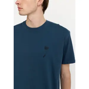 T-Shirt Revolution image-4