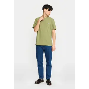 T-Shirt Revolution Application Loose image-3
