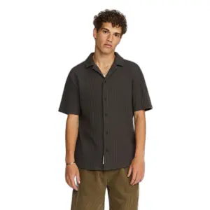 Chemise cubaines Revolution image-0