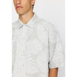 Oversized shirt Revolution image-3