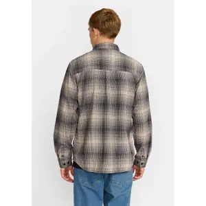 Shirt Revolution image-2