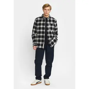 Long sleeve shirt Revolution image-1