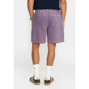 Short Revolution Casual image-1