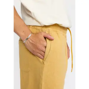 Pantalón corto largo Revolution image-3