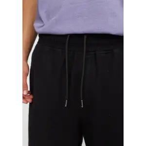 Szorty casualowe Revolution image-3