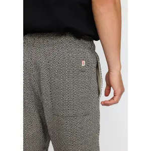 Short Revolution Jaquard image-4