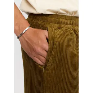 Korte Revolution Casual image-3