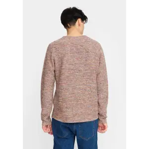 Sweater Revolution image-0