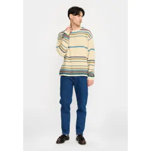 Pull Revolution Loose image-2