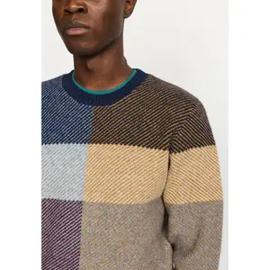Knitted sweater Revolution image-4