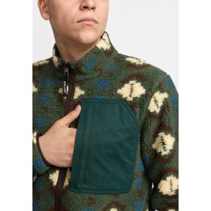 Fleece Revolution image-4