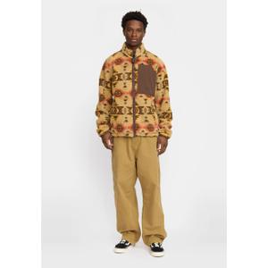 Polar Revolution image-2