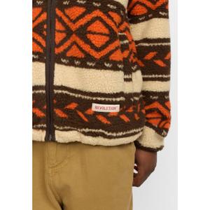 Polar Revolution image-2