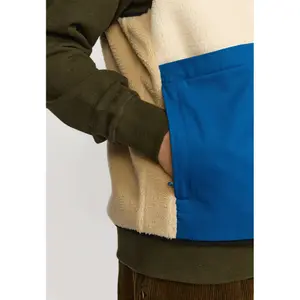 Jacket Revolution image-4