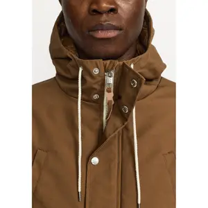 Parka Revolution image-5