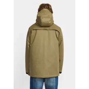 Parka Revolution image-2