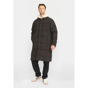 Coat Revolution image-2