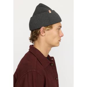 Foldable hat Revolution image-1