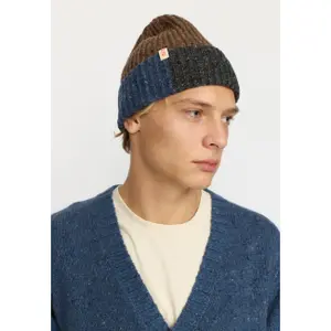 Beanie Revolution Melange image-1