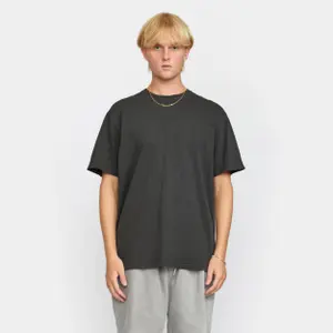 Camiseta Revolution Loose image-1
