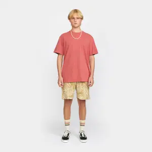 Camiseta Revolution Loose image-2
