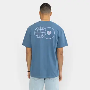 Loose T-Shirt Revolution image-3