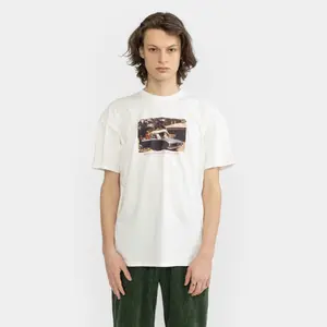 T-shirt larga Revolution image-1
