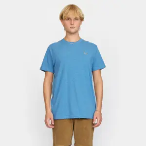 Camiseta Revolution image-1