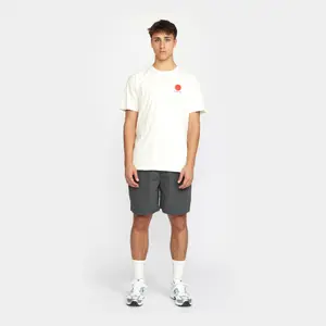 T-shirt larga Revolution image-1