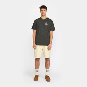 Camiseta Revolution Loose image-2