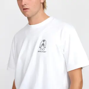 Camiseta Revolution Loose image-4