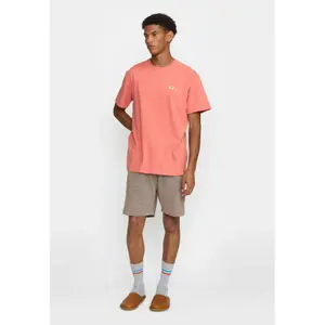 T-shirt Revolution Application image-2