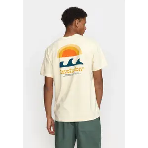 T-Shirt Revolution image-1