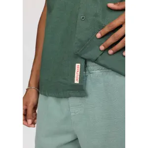 Cuban shirt with buttoned front closure Revolution image-2