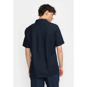 Cuban shirt with buttoned front closure Revolution image-1