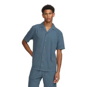 Cuban shirt with small three-dimensional embossed pattern Revolution image-0