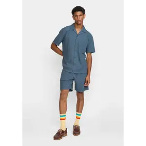 Cuban shirt with small three-dimensional embossed pattern Revolution image-1