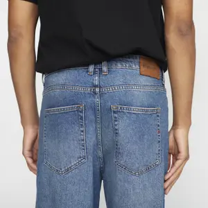 Jeans coupe décontractée Revolution image-4