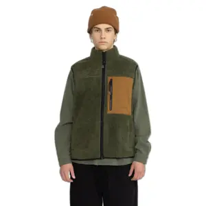 Korte teddy bodywarmer met contrasterende borstzak Revolution image-1