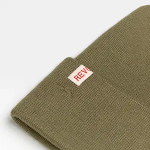 Beanie with pleat Revolution image-1