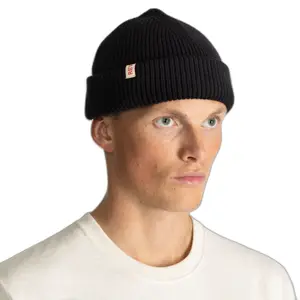 Beanie with small crease Revolution image-1